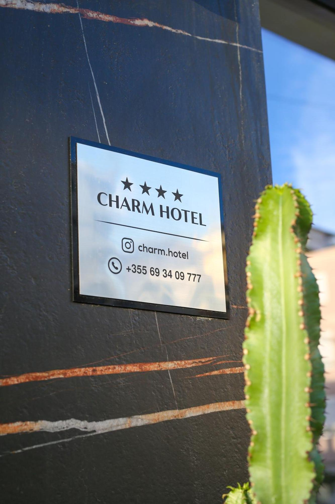 Charm Hotel Vlorë Exterior foto